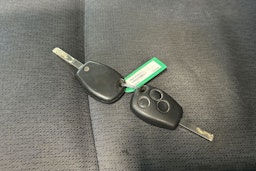 valkoinen Opel Vivaro 2019 kuva 24.
