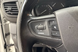 valkoinen Opel Vivaro 2019 kuva 18.