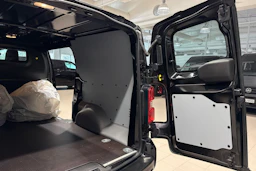 Musta Opel VIVARO 2020 kuva 18.
