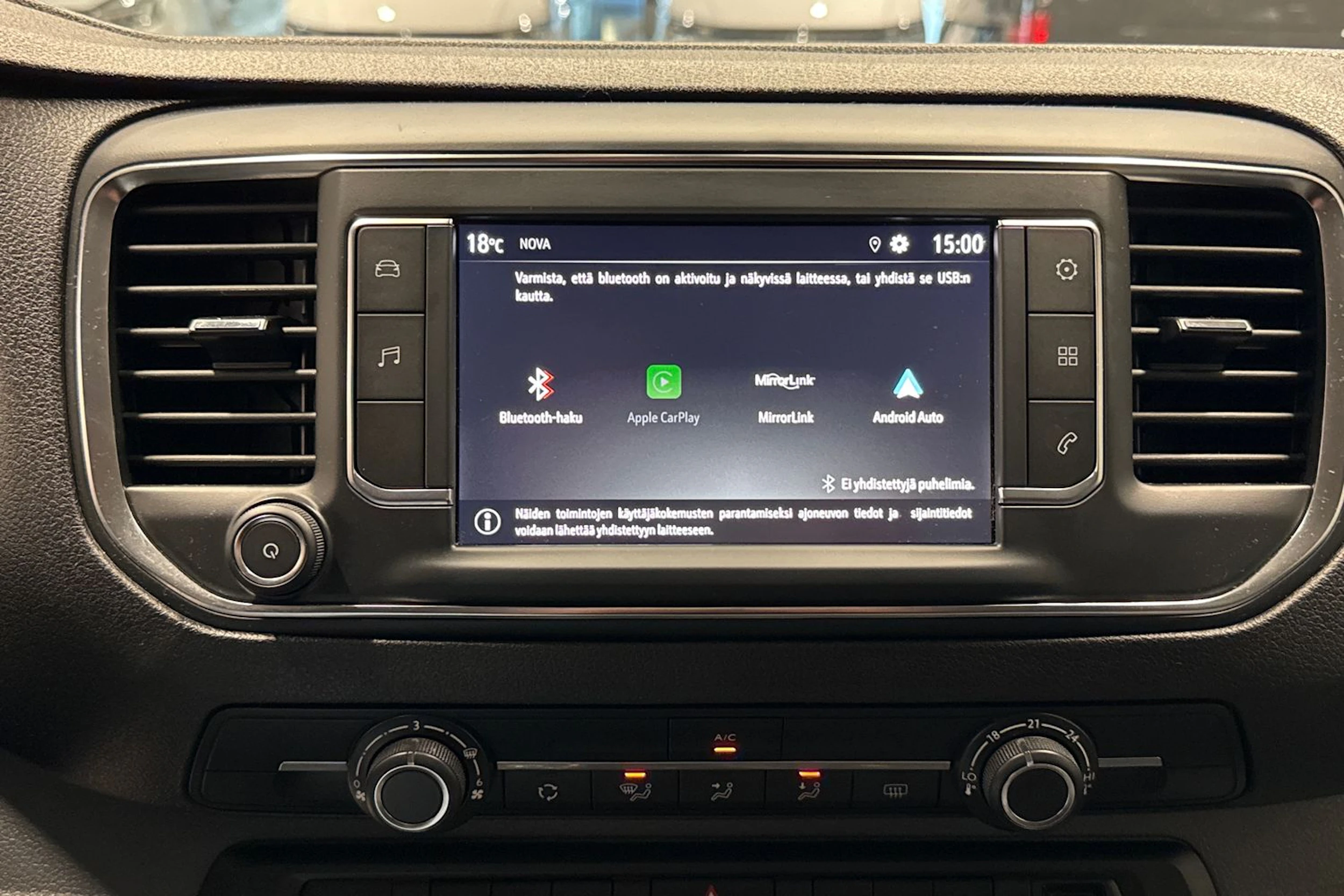 Musta Opel VIVARO 2020 kuva 22.