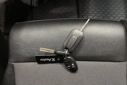 Musta Opel VIVARO 2020 kuva 25.