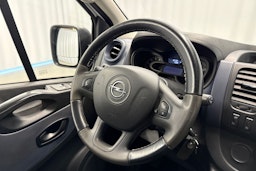 valkoinen Opel Vivaro 2019 kuva 13.
