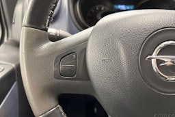 valkoinen Opel Vivaro 2019 kuva 14.