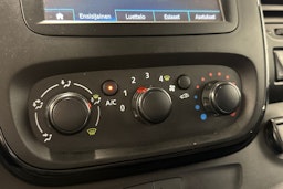 valkoinen Opel Vivaro 2019 kuva 21.