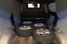 musta Opel Vivaro 2019 kuva 11.
