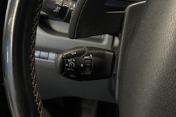 musta Opel Vivaro 2019 kuva 16.