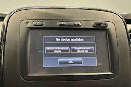 harmaa Opel Vivaro 2019 kuva 13.