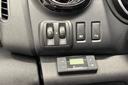 harmaa Opel Vivaro 2019 kuva 16.