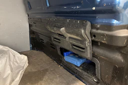 Sininen Opel Vivaro 2019 kuva 23.