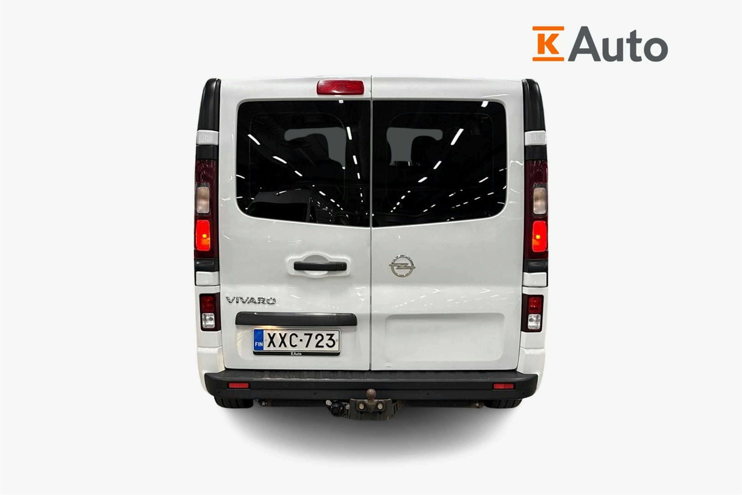 valkoinen Opel Vivaro 2019 kuva 3.