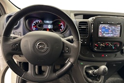 valkoinen Opel Vivaro 2019 kuva 9.