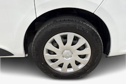 valkoinen Opel Vivaro 2019 kuva 11.