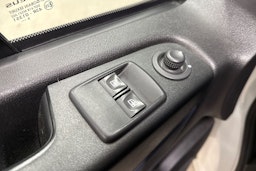 valkoinen Opel Vivaro 2019 kuva 21.