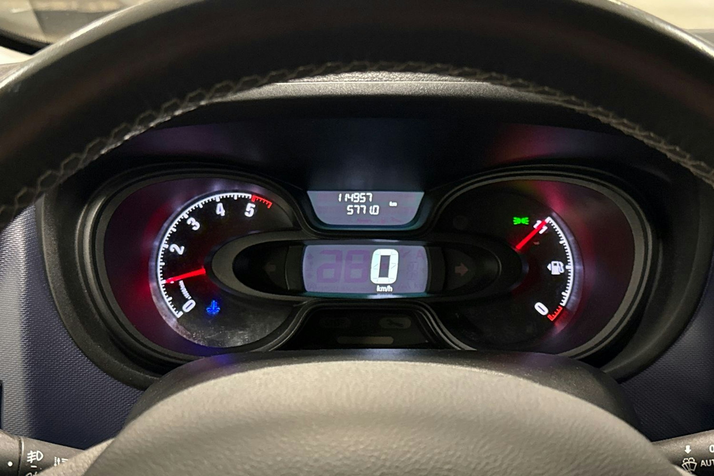 valkoinen Opel Vivaro 2019 kuva 26.