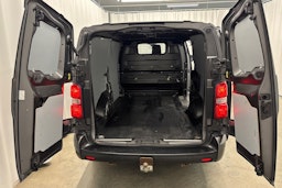 harmaa Opel Vivaro 2020 kuva 14.