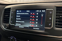 harmaa Opel Vivaro 2020 kuva 22.