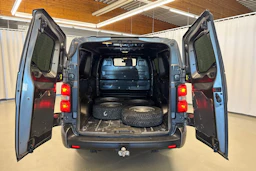 harmaa Opel Vivaro 2020 kuva 29.