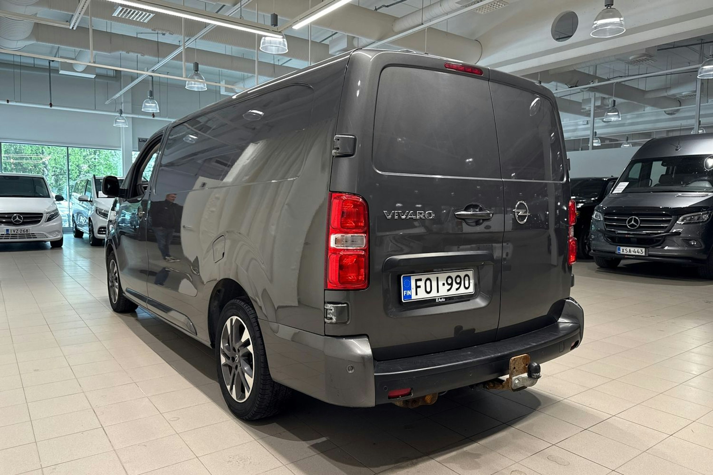 harmaa Opel Vivaro 2020 kuva 14.