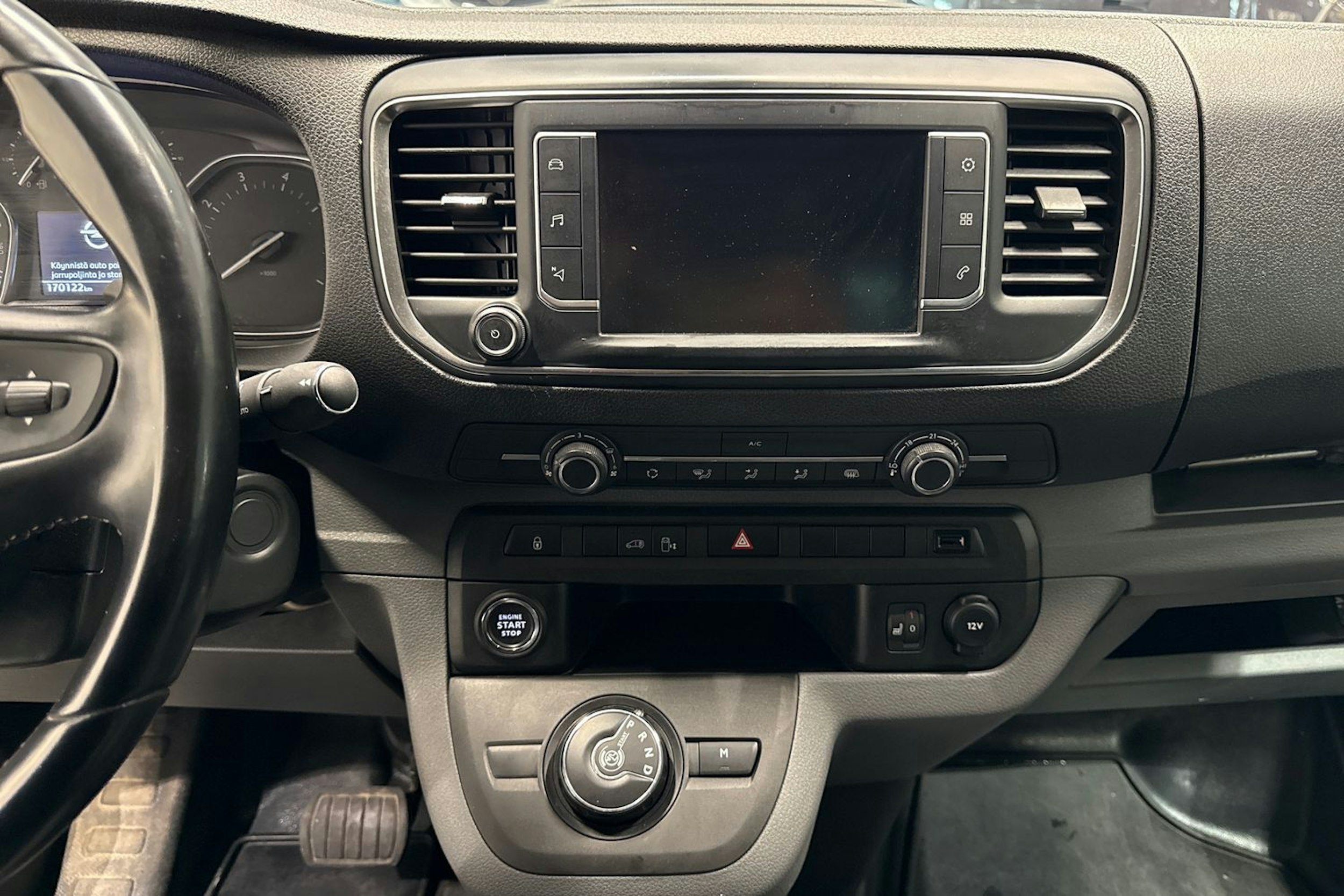 harmaa Opel Vivaro 2020 kuva 20.