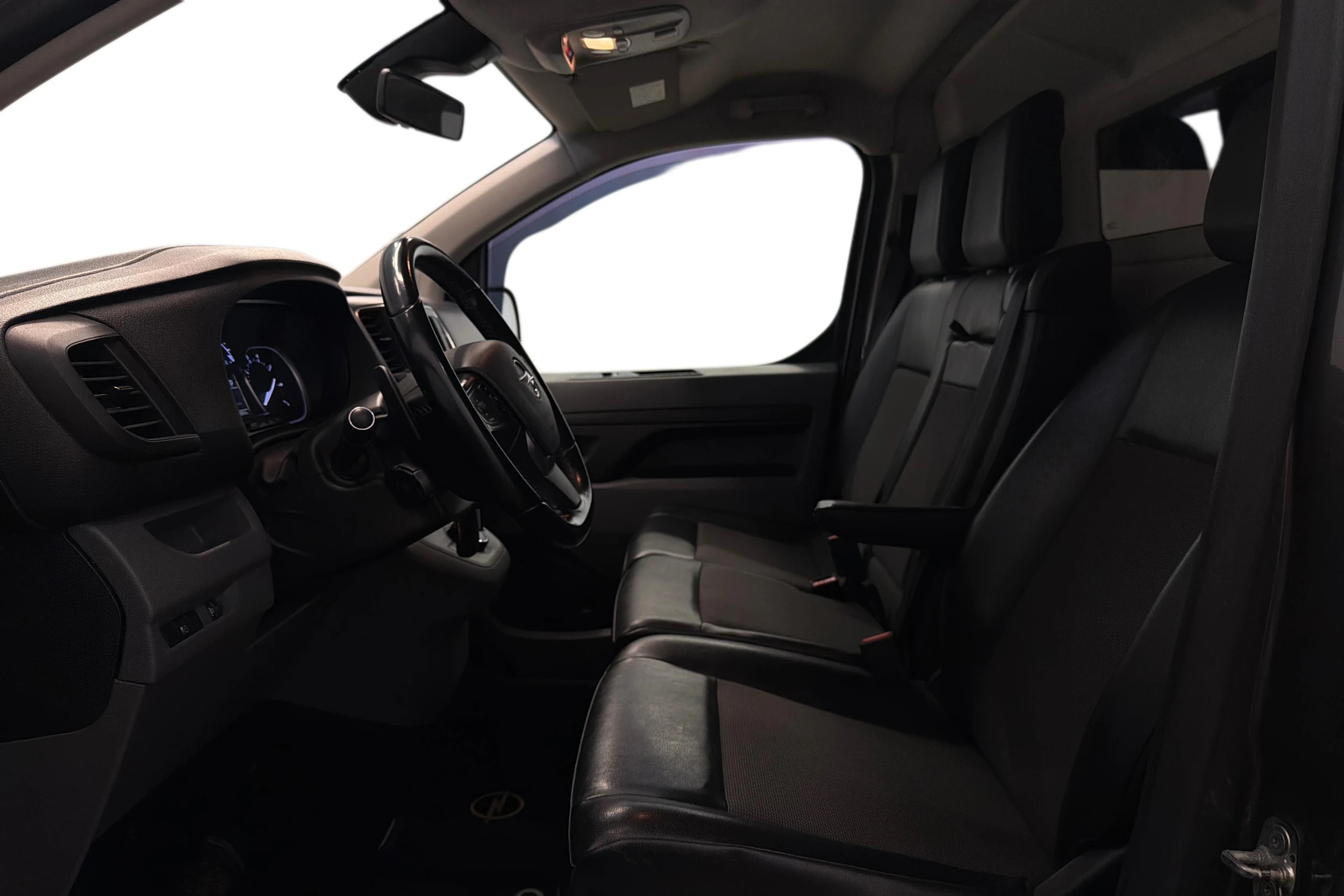 harmaa Opel Vivaro 2020 kuva 8.