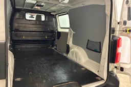 valkoinen Opel Vivaro 2020 kuva 24.