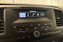 Valkoinen Opel VIVARO 2021 kuva 20.