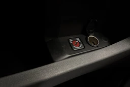 Valkoinen Opel VIVARO 2021 kuva 23.