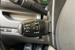 valkoinen Opel Vivaro 2022 kuva 22.