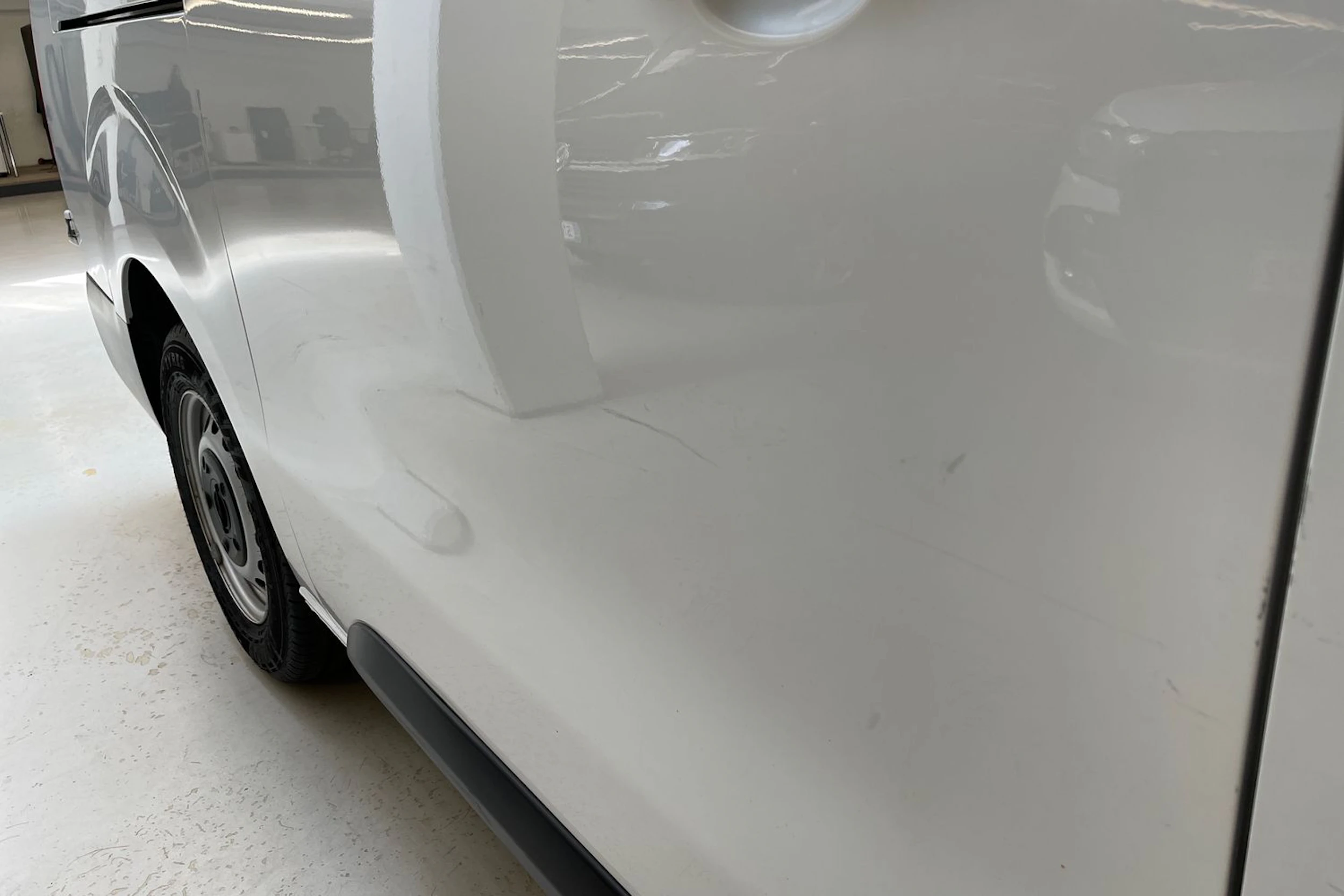 valkoinen Opel Vivaro 2022 kuva 30.