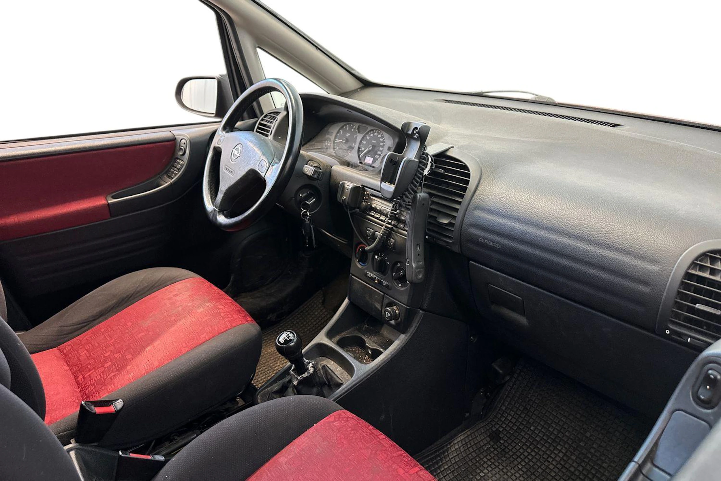 punainen Opel Zafira 2001 kuva 7.