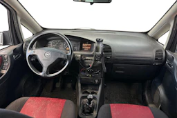 punainen Opel Zafira 2001 kuva 8.