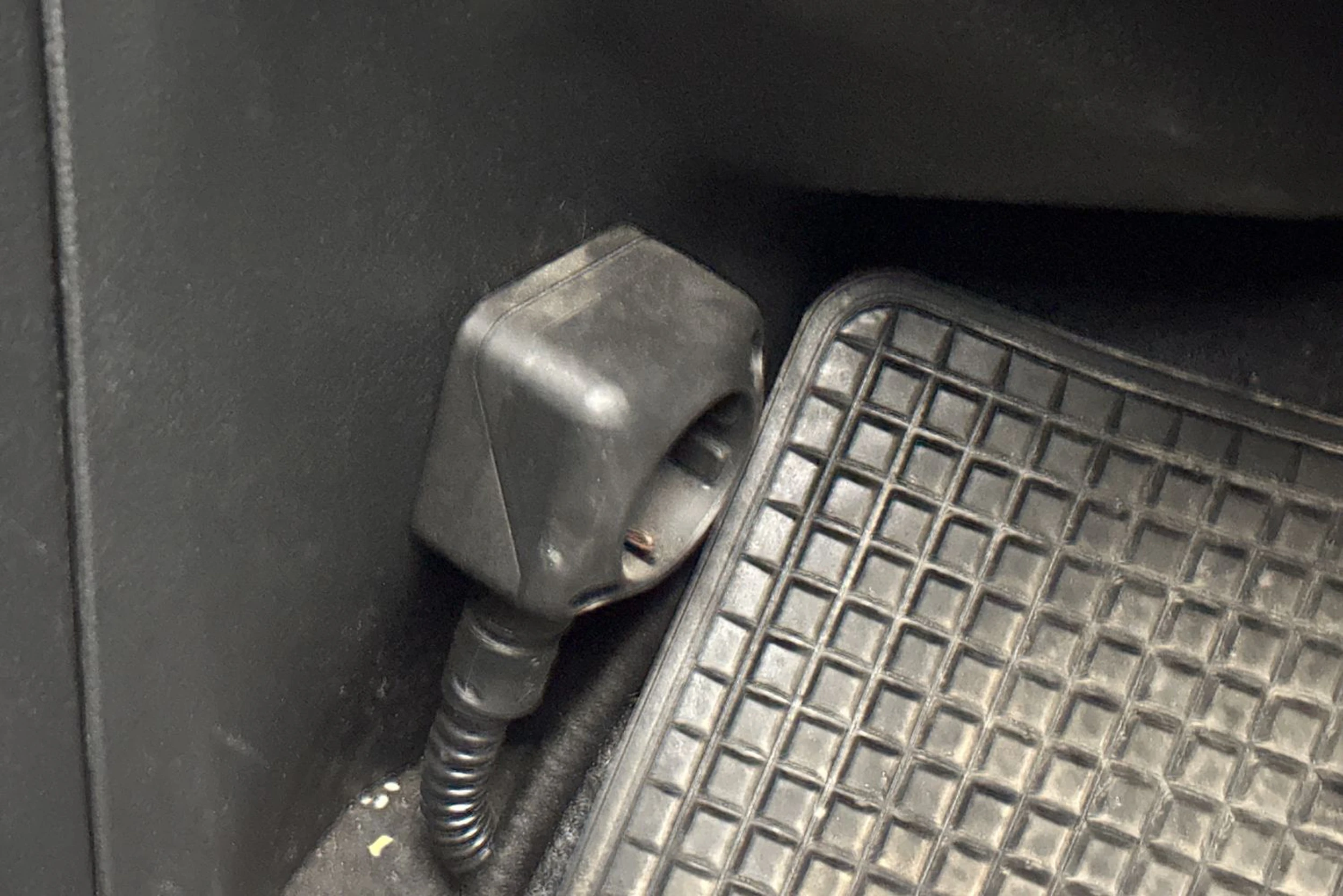 punainen Opel Zafira 2001 kuva 19.