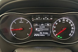 ruskea (beige) Opel Zafira 2017 kuva 11.