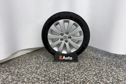 harmaa Opel Zafira Tourer 2012 kuva 11.