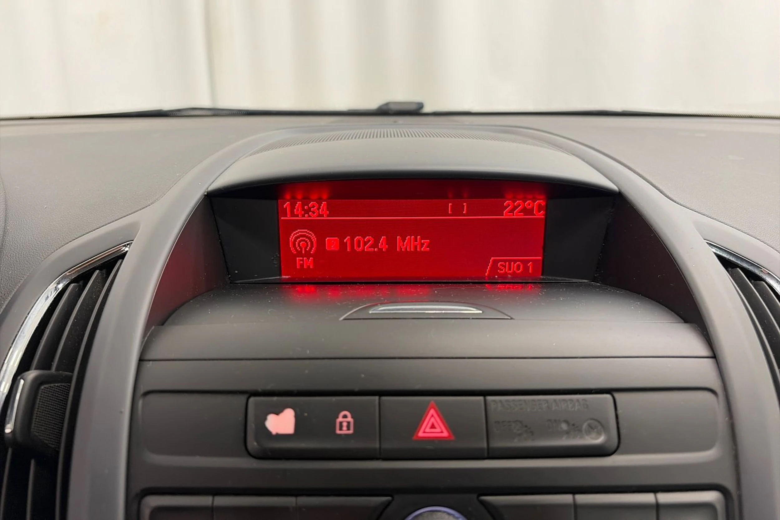 harmaa Opel Zafira Tourer 2012 kuva 18.