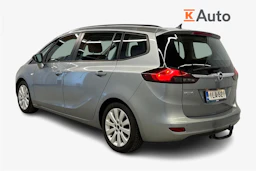 harmaa Opel Zafira Tourer 2013 kuva 2.