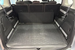 harmaa Opel Zafira Tourer 2013 kuva 13.