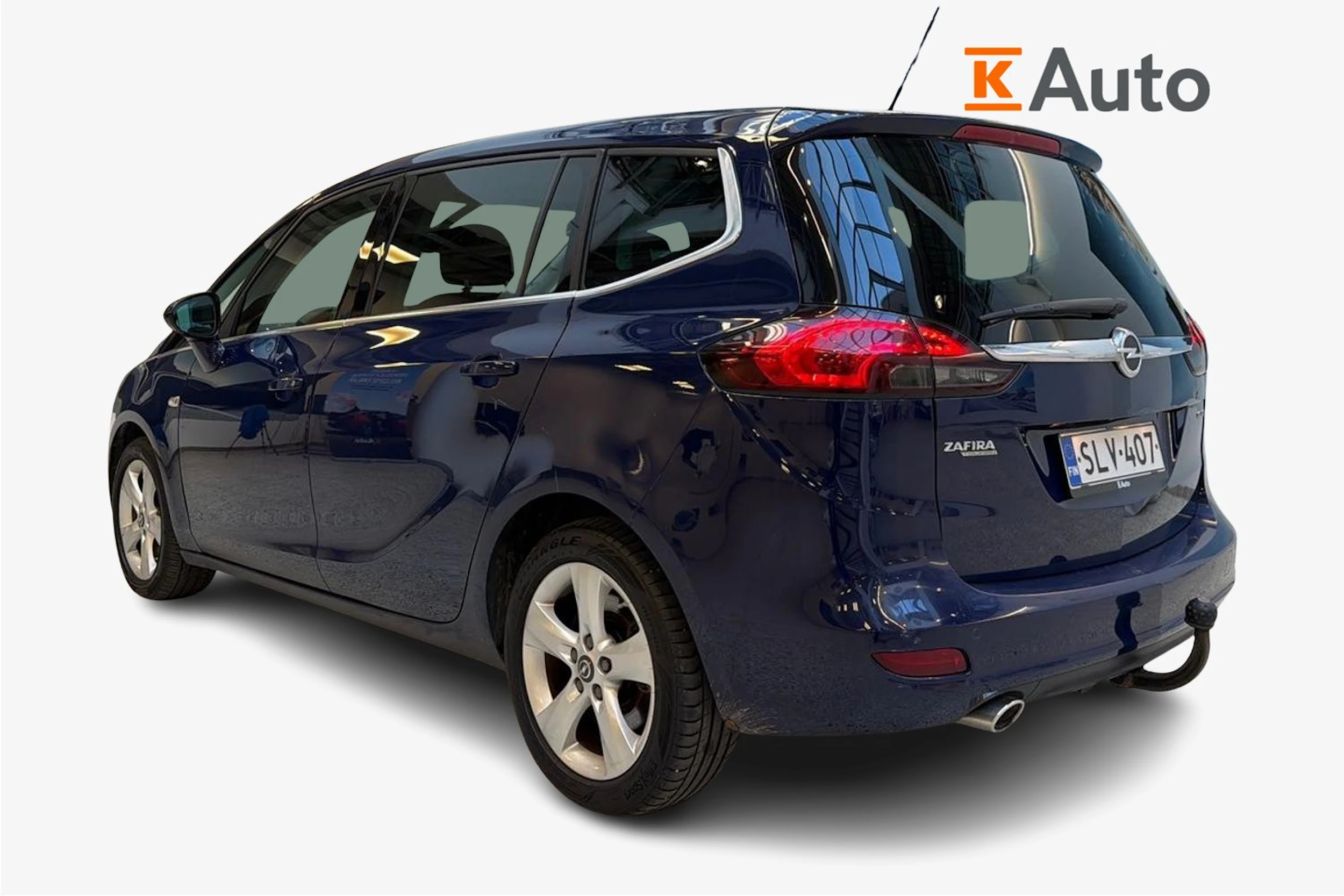 sininen Opel Zafira Tourer 2015 kuva 2.