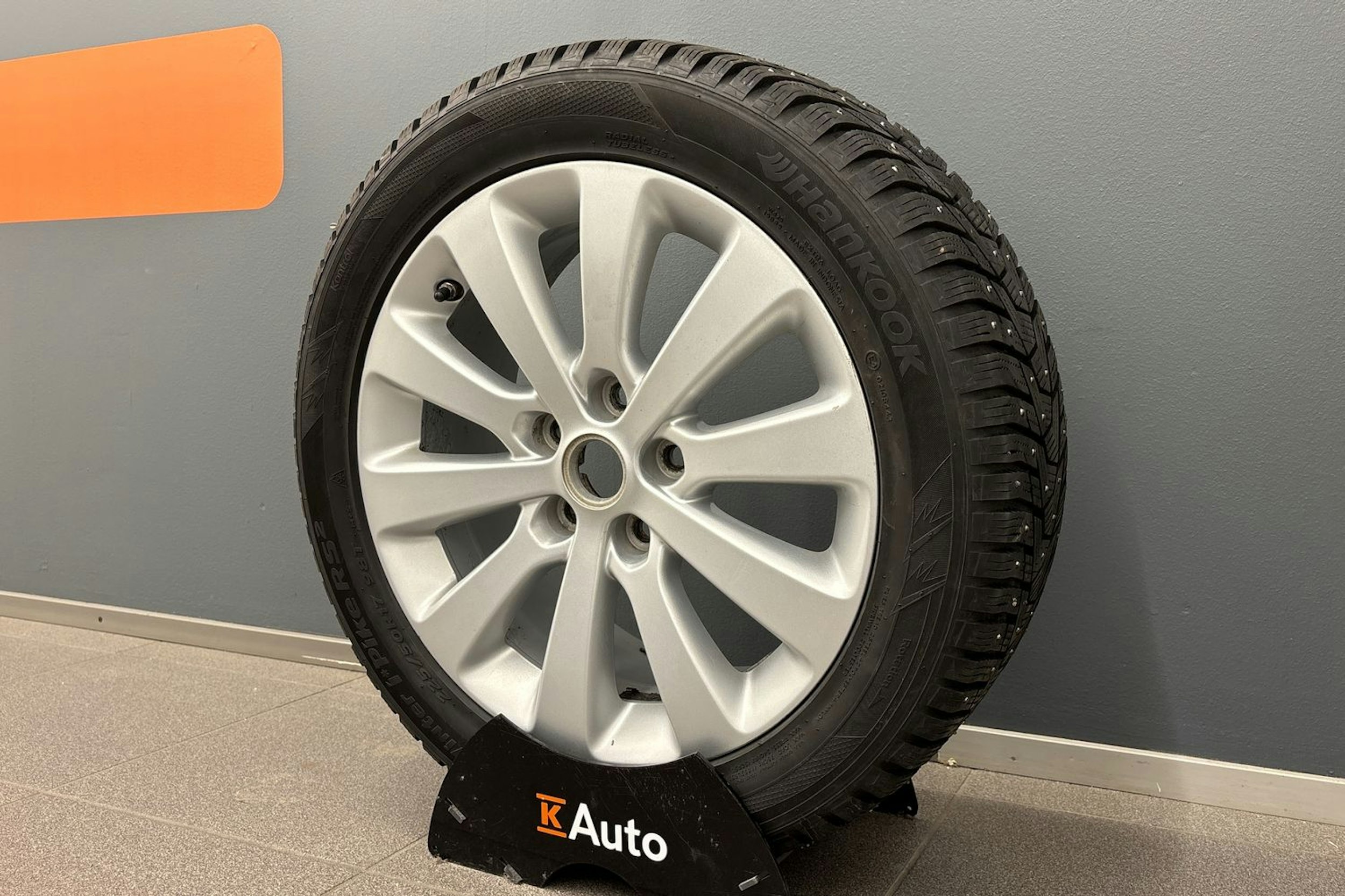 valkoinen Opel Zafira Tourer 2015 kuva 10.