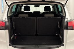 valkoinen Opel Zafira Tourer 2015 kuva 21.