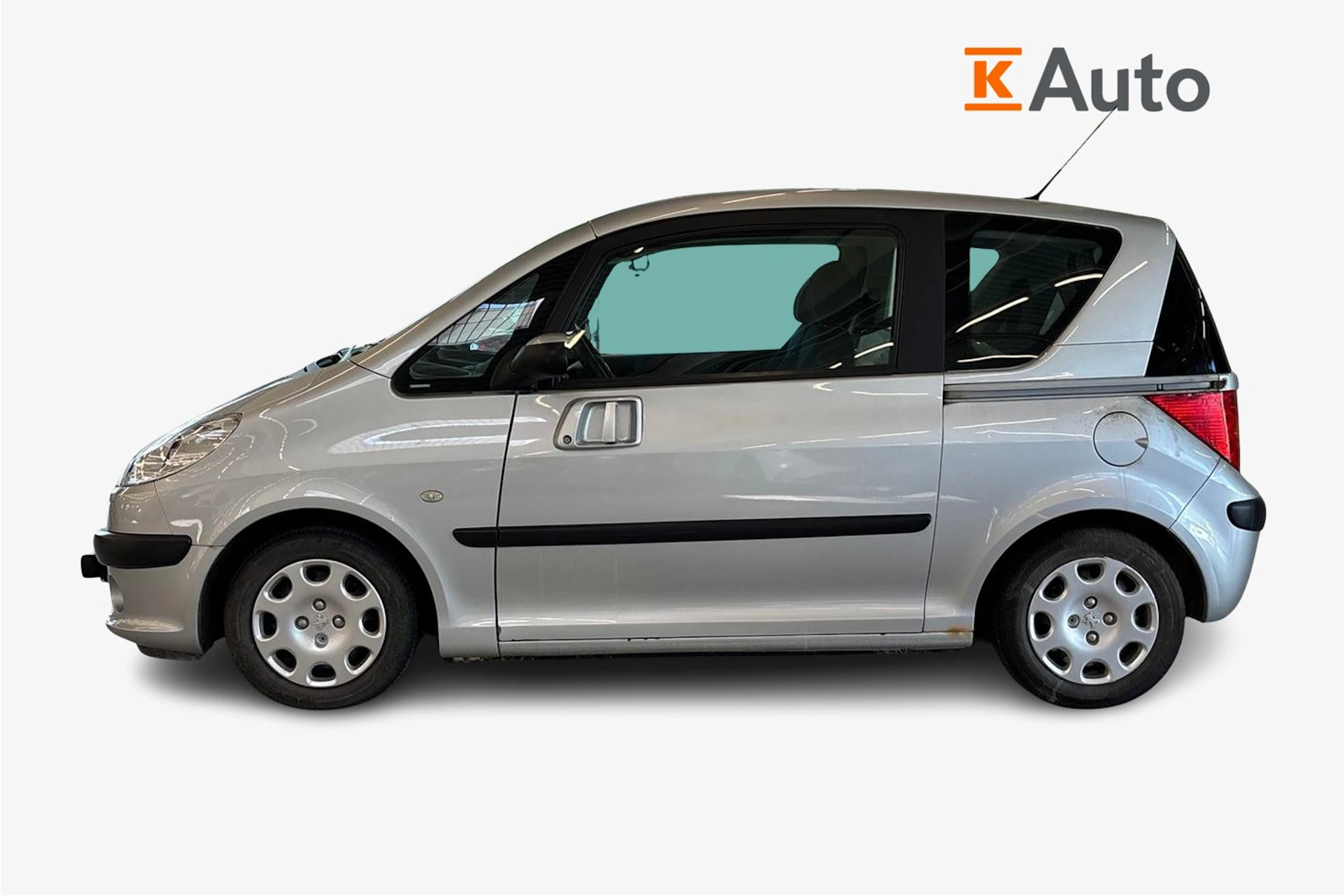 Harmaa Peugeot 1007 2006 kuva 5.