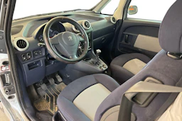 Harmaa Peugeot 1007 2006 kuva 6.