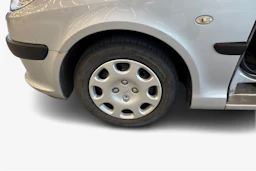 Harmaa Peugeot 1007 2006 kuva 9.