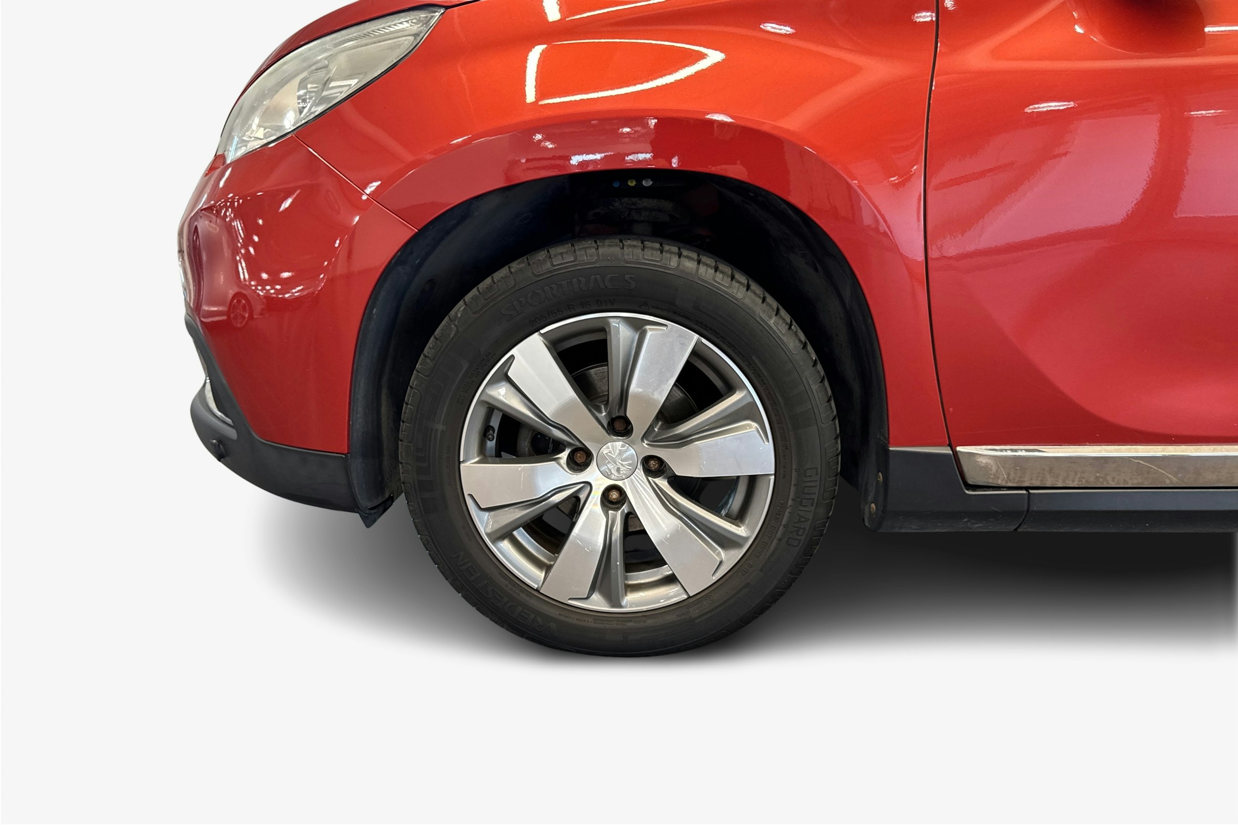 met. punainen Peugeot 2008 2014 kuva 9.