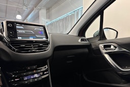 met. punainen Peugeot 2008 2014 kuva 25.