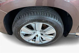 ruskea (beige) Peugeot 2008 2014 kuva 12.