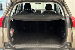 Harmaa Peugeot 2008 2014 kuva 17.