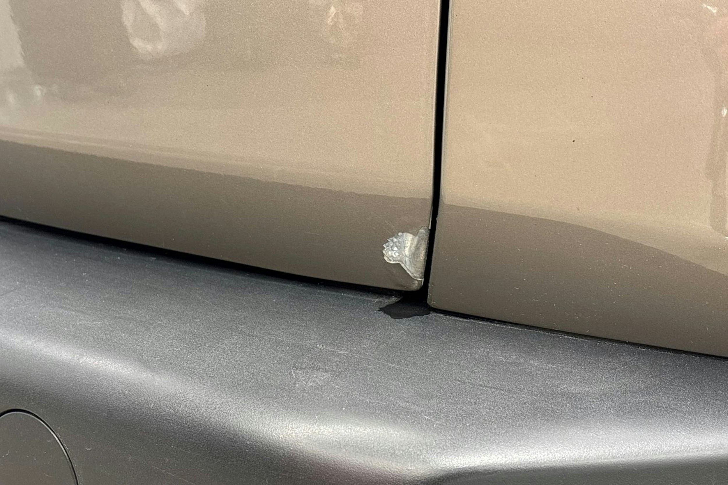 Harmaa Peugeot 2008 2014 kuva 23.