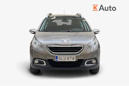 harmaa Peugeot 2008 2015 kuva 4.