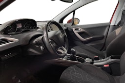 Punainen Peugeot 2008 2015 kuva 3.